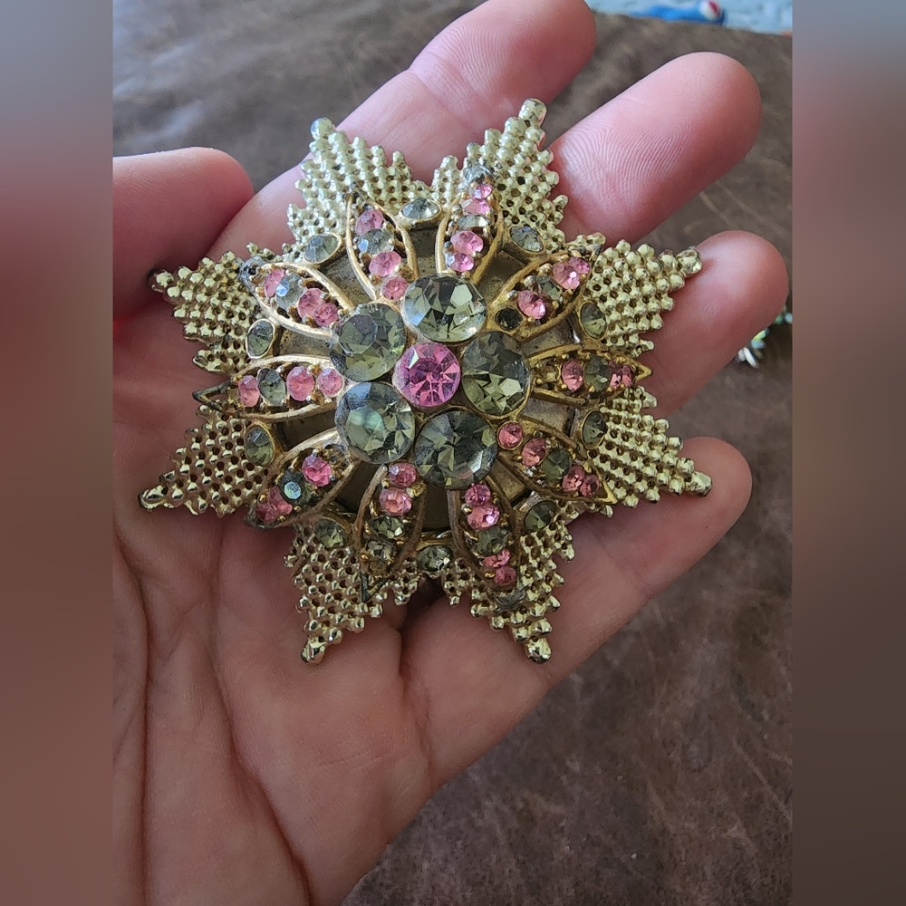 Vintage star brooch
